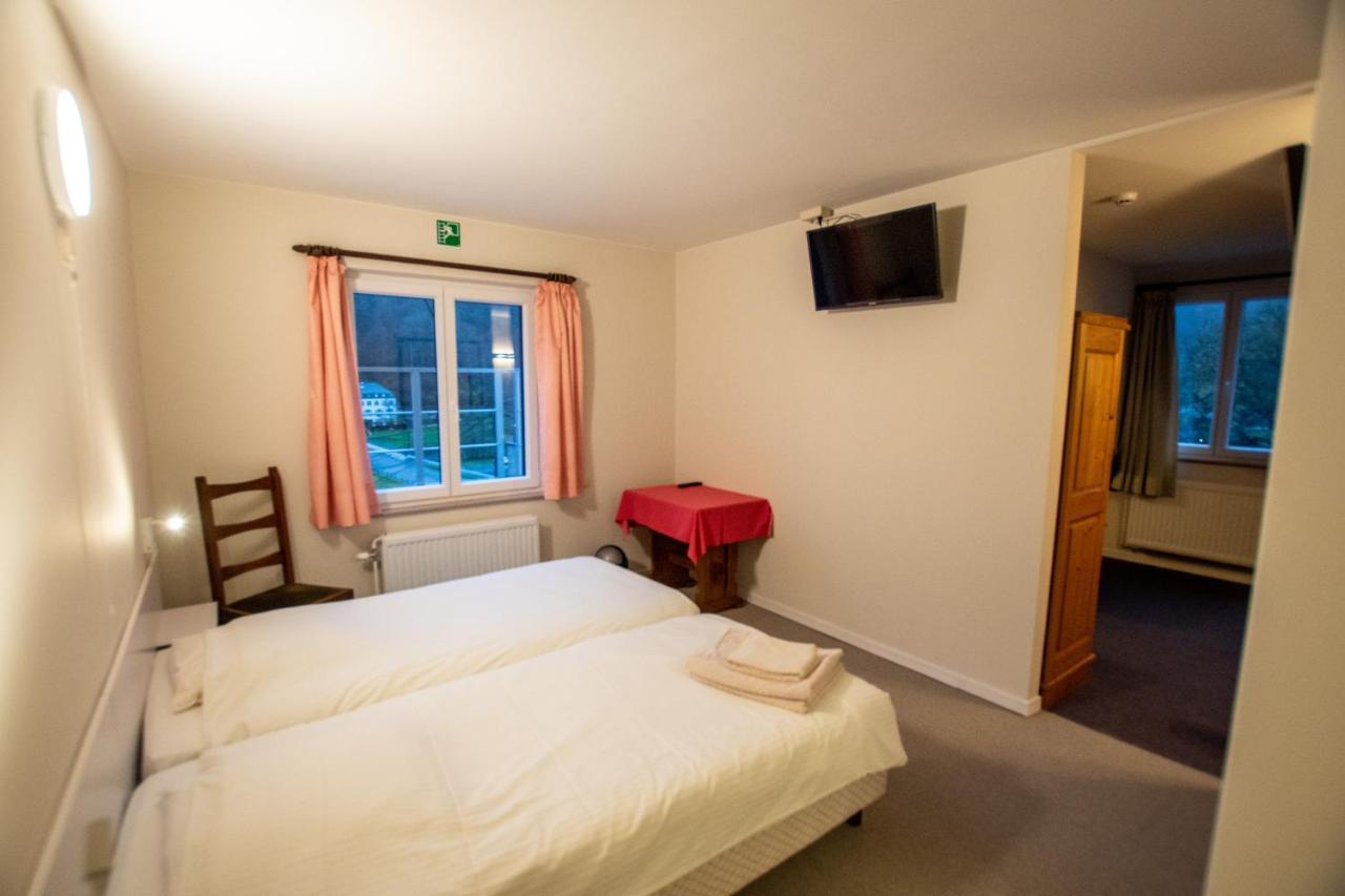 Auberge Le Vieux Moulin Poupehan 외부 사진