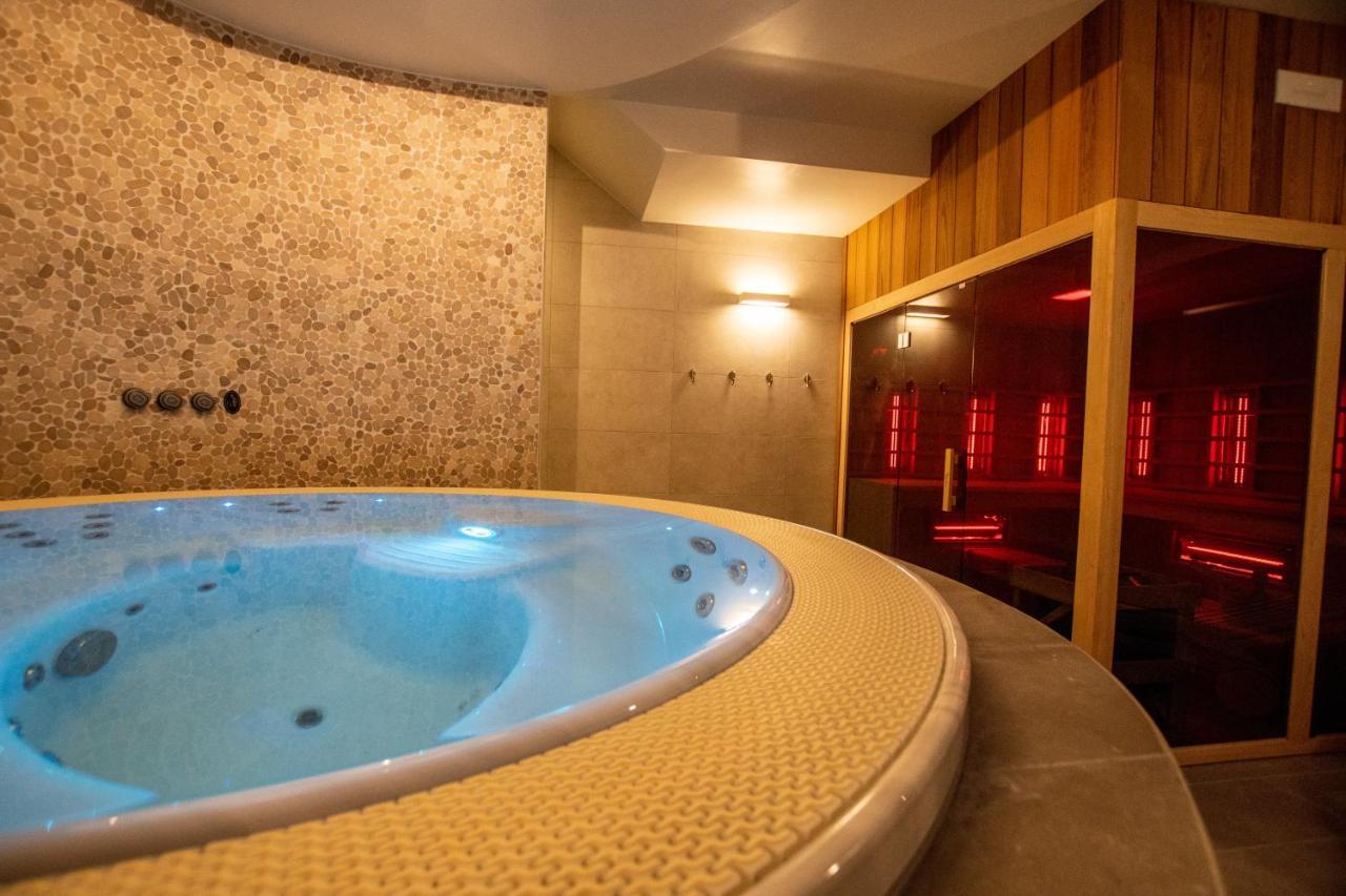 Auberge Le Vieux Moulin Poupehan 외부 사진