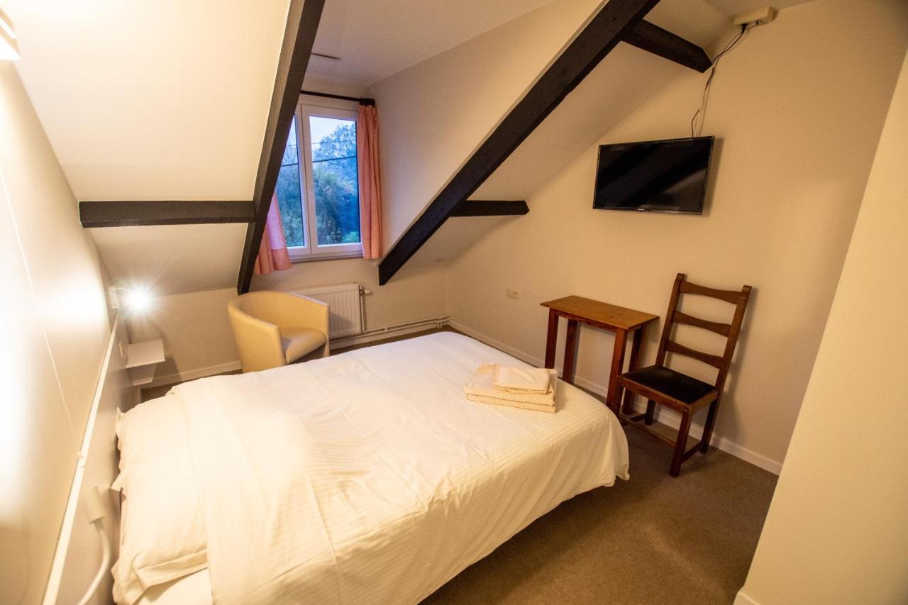 Auberge Le Vieux Moulin Poupehan 외부 사진